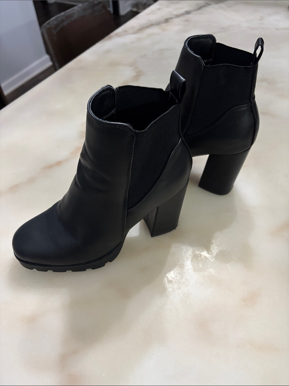 Women's Black Mid-Calf Pull-On Ankle Boots